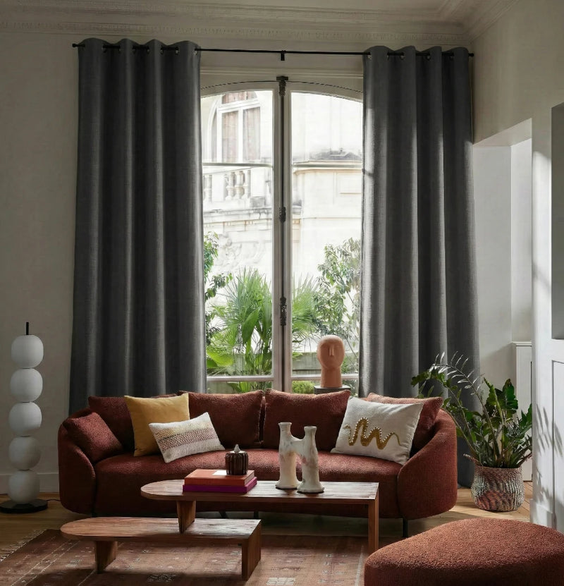 Acoustic entrance-door curtain